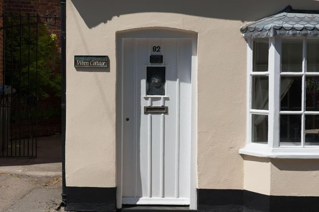 Wren Cottage, A Very Cosy Historic Coastal In A Pretty Little Village *