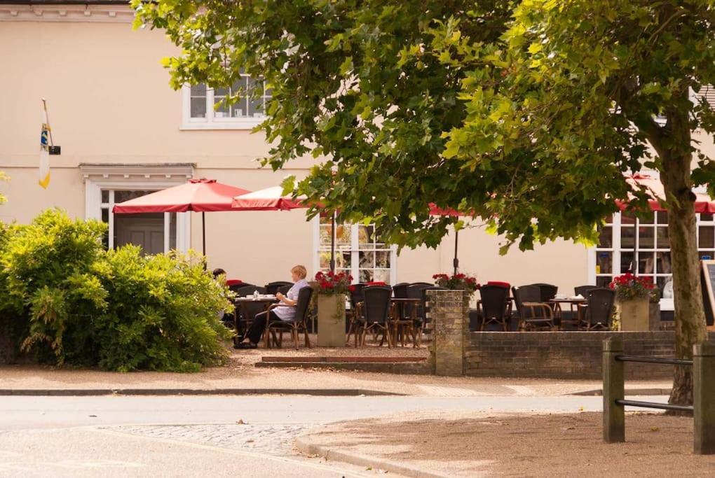 Casa de Férias Wren Cottage, A Very Cosy Historic Coastal In A Pretty Little Village Wickham Market